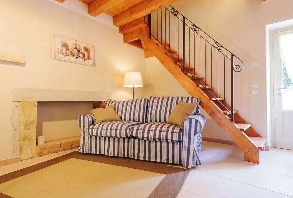B&B Corte Jago Неграр Екстериор снимка